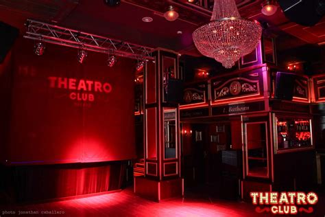 Pine Pub & Teatro Night Club 